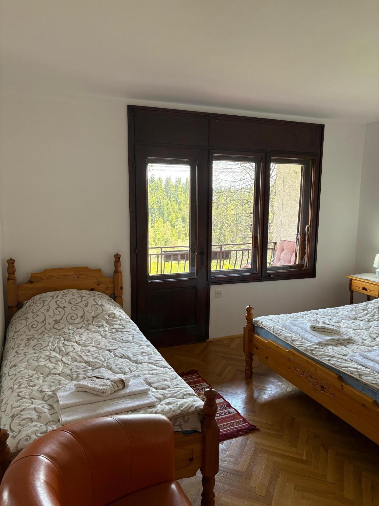 Vila Trtovic Nova Varos Bagian luar foto